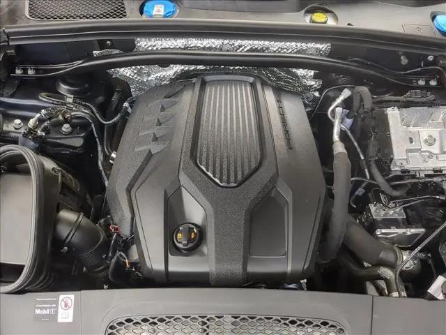 2026 Porsche Macan T