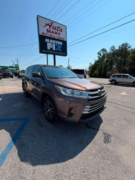 2019 Toyota Highlander LE for sale in Jacksonville, NC