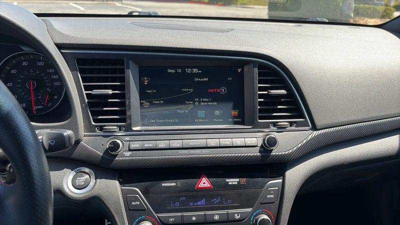 2018 Hyundai Elantra Sport