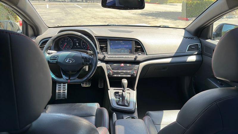 2018 Hyundai Elantra Sport