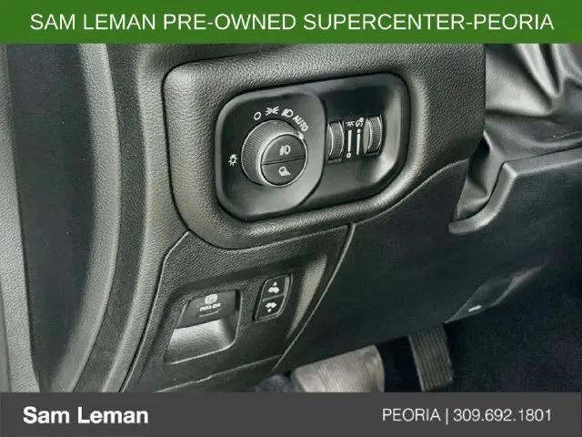 2025 Ram 1500 Big Horn Crew Cab 4x2 57 Box