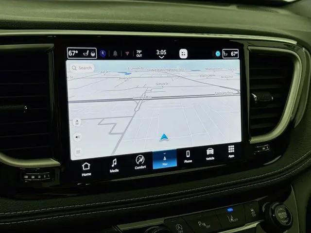 2027 Chrysler Pacifica Limited