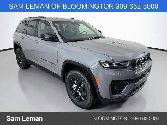 2027 Jeep Grand Cherokee Laredo Altitude for sale in Bloomington, IL