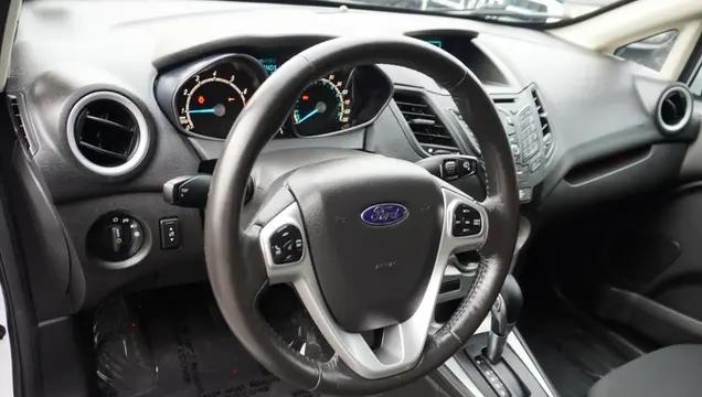 2015 Ford Fiesta SE