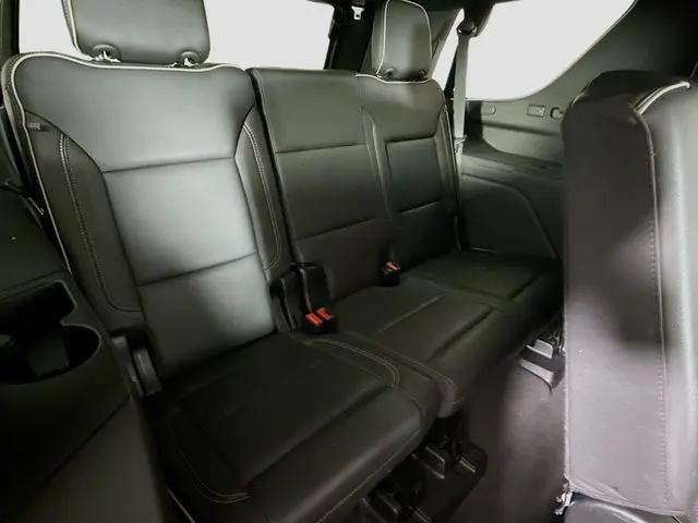 2023 GMC Yukon 4WD SLT
