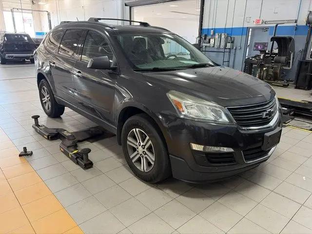 2017 Chevrolet Traverse LS for sale in Bloomington, IL