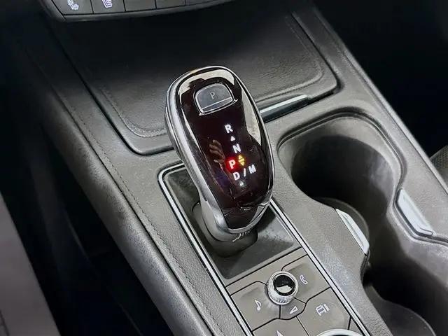 2024 Cadillac XT4 FWD Sport