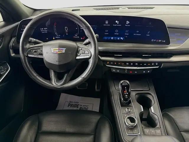 2024 Cadillac XT4 FWD Sport