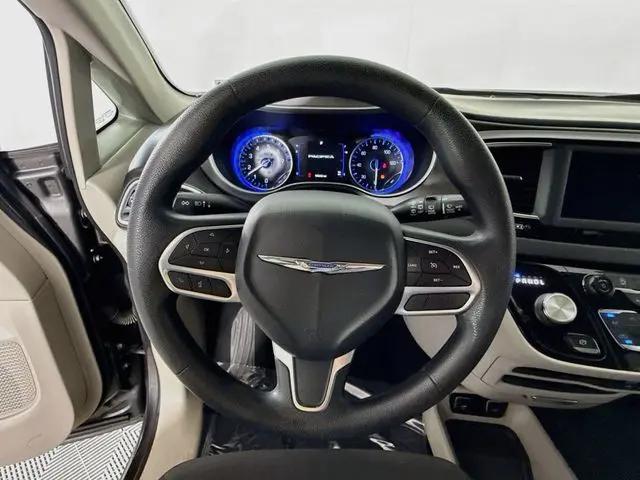 2020 Chrysler Pacifica Touring