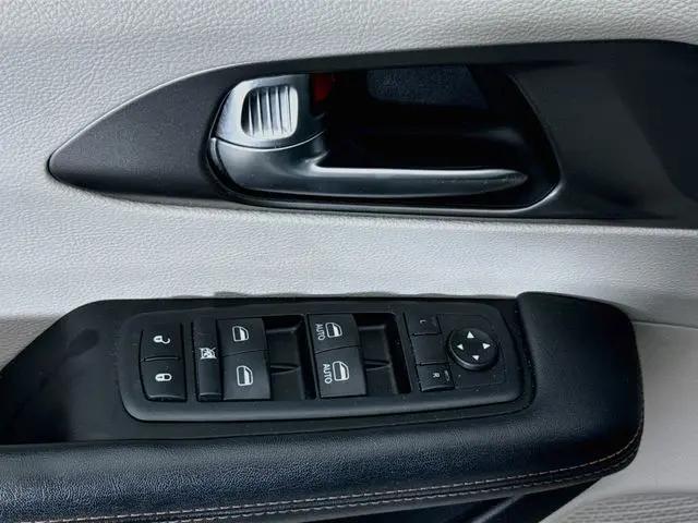 2020 Chrysler Pacifica Touring