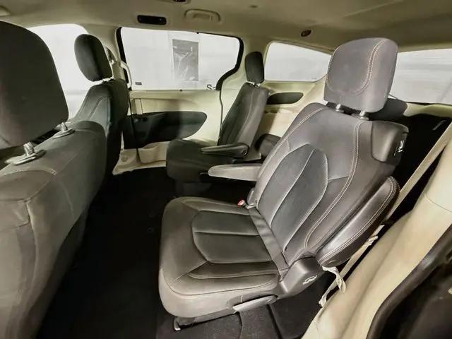 2020 Chrysler Pacifica Touring