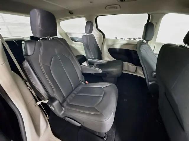 2020 Chrysler Pacifica Touring