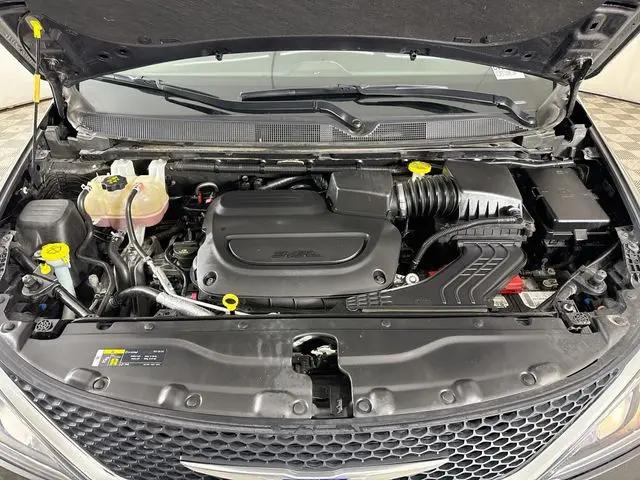 2020 Chrysler Pacifica Touring
