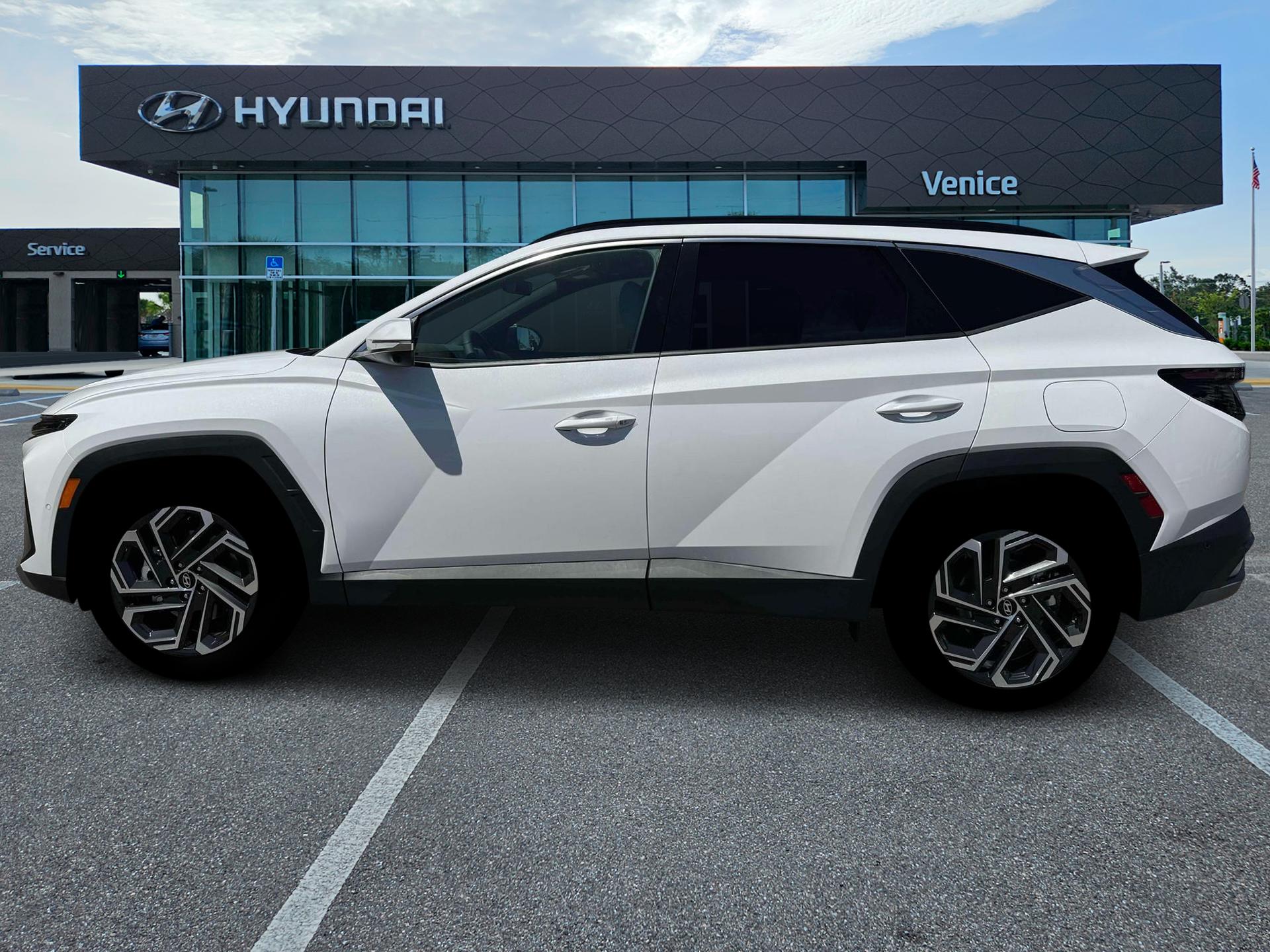 2026 Hyundai TUCSON Limited FWD - Image 3