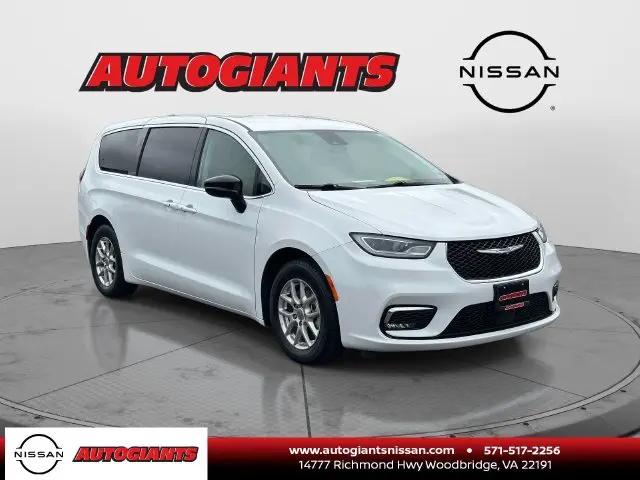2024 Chrysler Pacifica Touring L for sale in Woodbridge, VA
