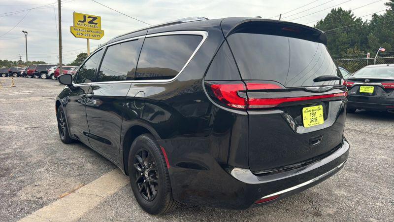 2021 Chrysler Pacifica Touring L