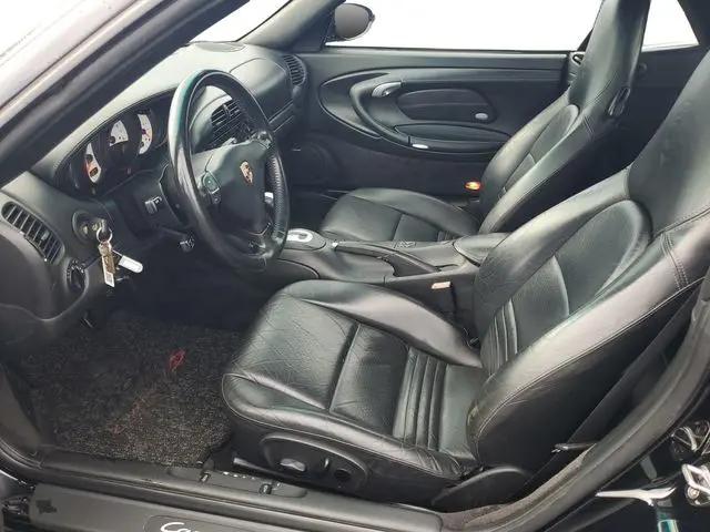 2004 Porsche 911 Carrera 4S