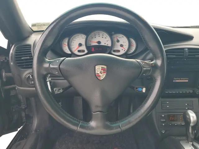2004 Porsche 911 Carrera 4S