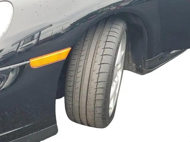 2004 Porsche 911 Carrera 4S