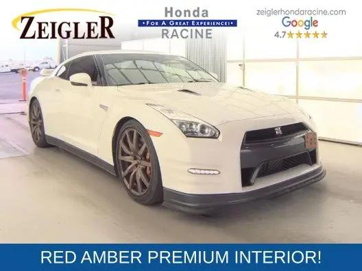 2015 Nissan GT-R Premium for sale in Mount Pleasant, WI