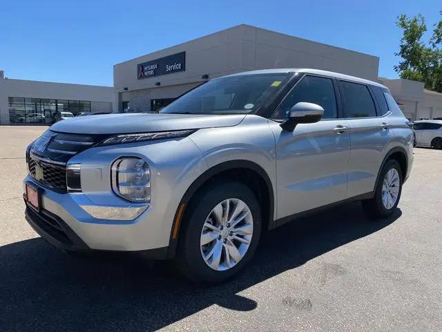 2026 Mitsubishi Outlander ES 2.5 S-AWC for sale in Longmont, CO