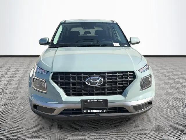 2026 Hyundai Venue SE