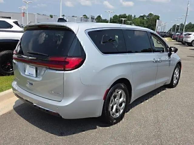 2024 Chrysler Pacifica Limited