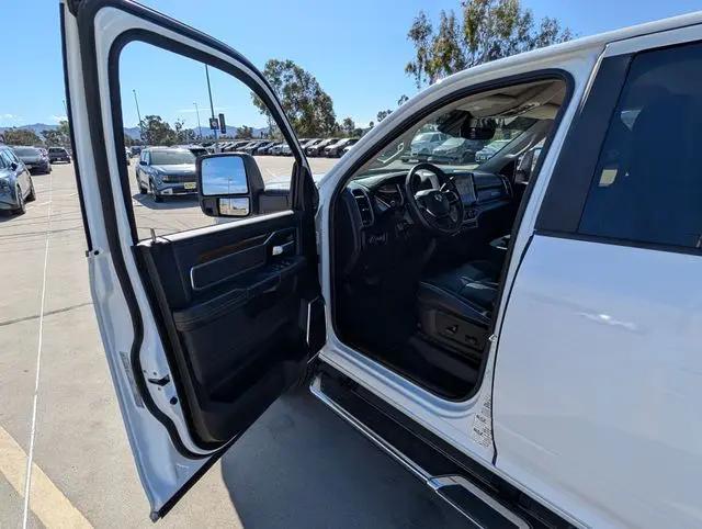 2024 Ram 2500 Laramie Crew Cab 4x4 64 Box