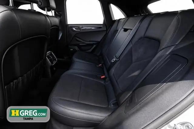 2019 Porsche Macan Macan