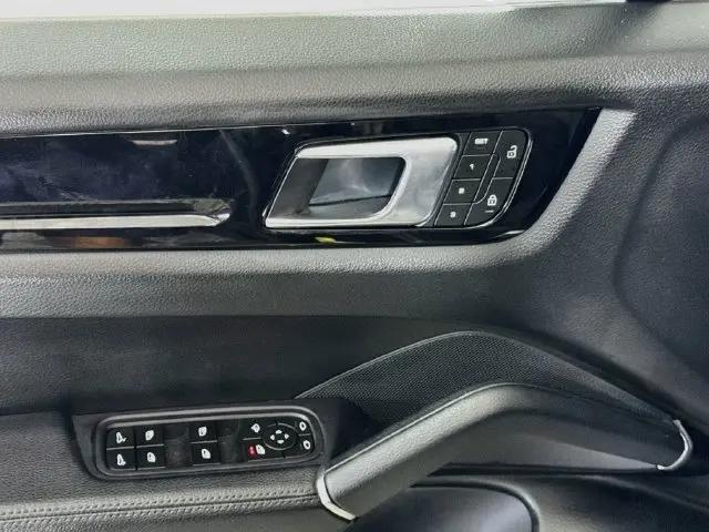 2023 Porsche Cayenne Cayenne