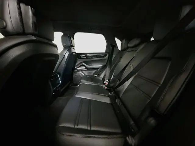 2023 Porsche Cayenne Cayenne