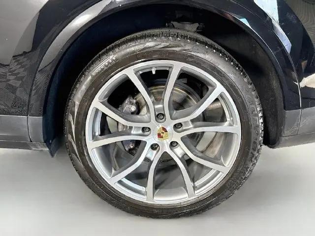 2023 Porsche Cayenne Cayenne