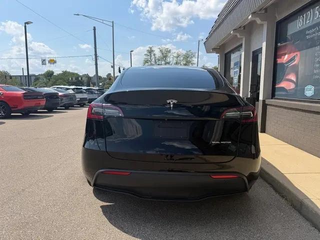 2021 Tesla Model Y Long Range Dual Motor All-Wheel Drive