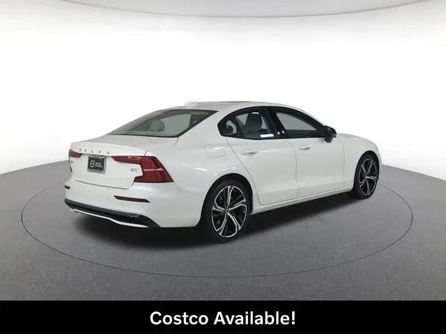 2024 Volvo S60 B5 Core Dark Theme