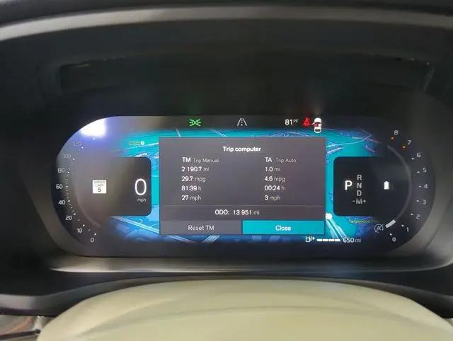 2024 Volvo S60 B5 Core Dark Theme