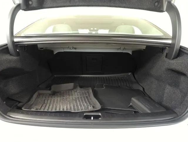 2024 Volvo S60 B5 Core Dark Theme