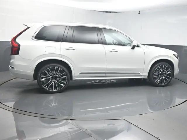 2027 Volvo XC90 Plus