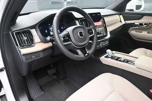2027 Volvo XC90 Plus