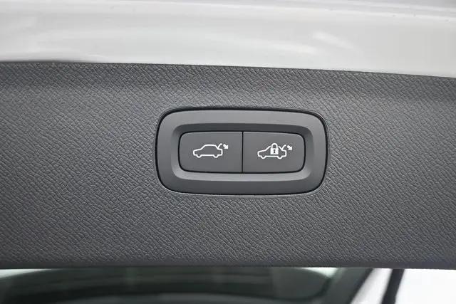 2027 Volvo XC90 Plus