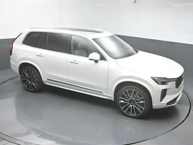 2027 Volvo XC90 Plus