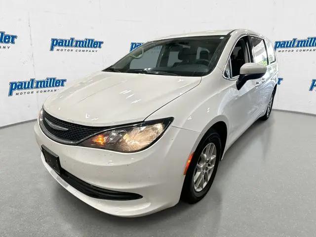 2017 Chrysler Pacifica Touring for sale in Lexington, KY