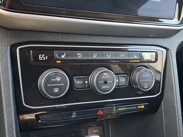 2023 Volkswagen Atlas 2.0T SE w/Technology