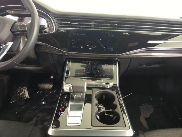 2026 Audi Q7 Premium Plus TFSI quattro tiptronic