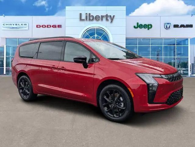 2027 Chrysler Pacifica Limited AWD for sale in Hinesville, GA