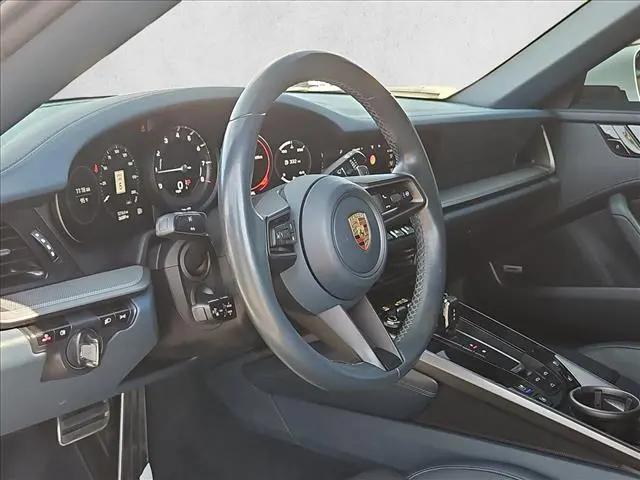 2020 Porsche 911 Carrera 4S Cabriolet