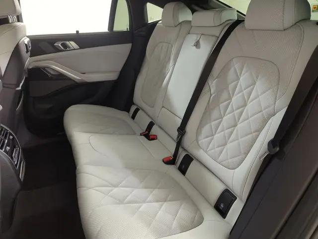 2027 BMW X6 M60i