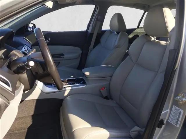 2019 Acura TLX Standard