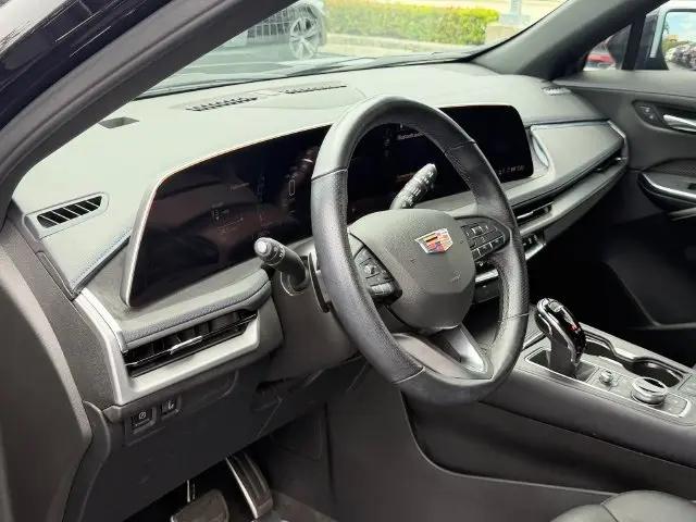 2025 Cadillac XT4 FWD Sport