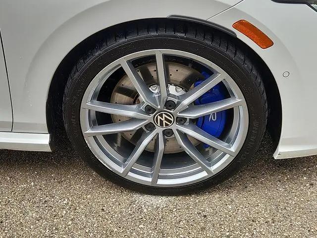 2024 Volkswagen Golf R 2.0T