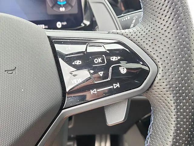 2024 Volkswagen Golf R 2.0T